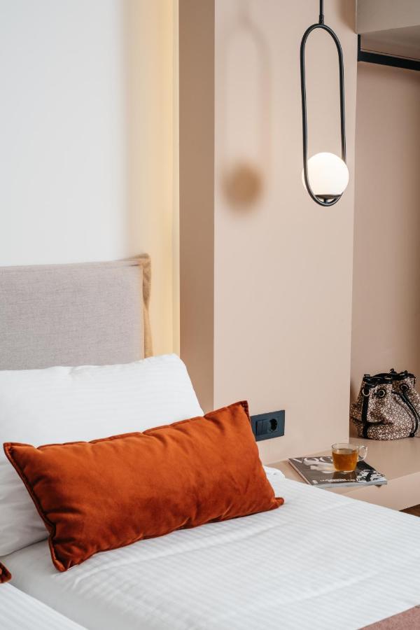 העיירה רתימנו The City Hotel & Suites (Adults Only) מראה חיצוני תמונה
